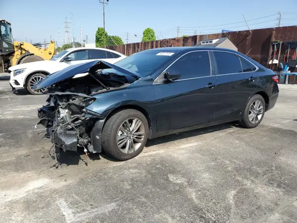 4T1BF1FK3HU279188 2017 TOYOTA CAMRY - Image 1