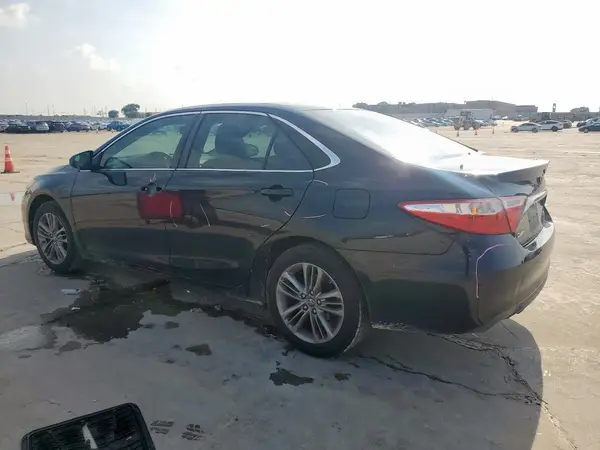 4T1BF1FK3HU280227 2017 TOYOTA CAMRY - Image 2