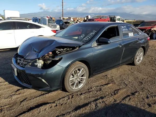4T1BF1FK3HU281264 2017 TOYOTA CAMRY - Image 1