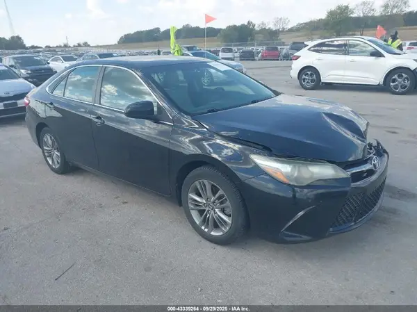 4T1BF1FK3HU289090 2017 TOYOTA CAMRY - Image 1