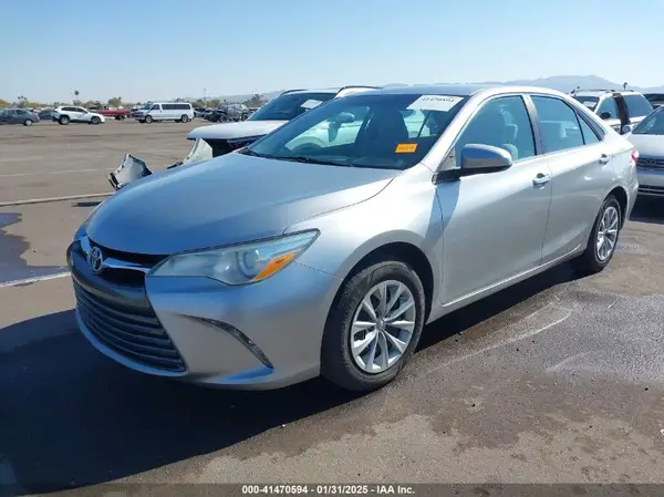 4T1BF1FK3HU290546 2017 TOYOTA CAMRY - Image 2