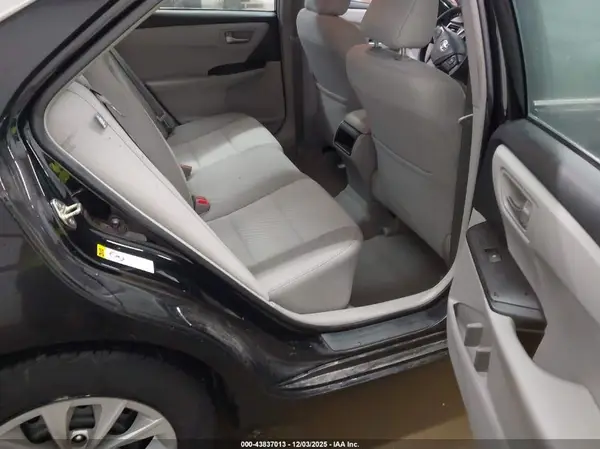 4T1BF1FK3HU293110 2017 TOYOTA CAMRY - Image 8