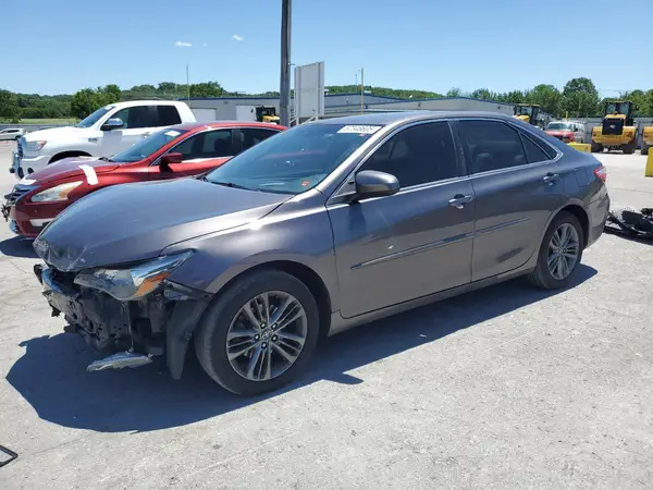 4T1BF1FK3HU302310 2017 TOYOTA CAMRY - Image 1