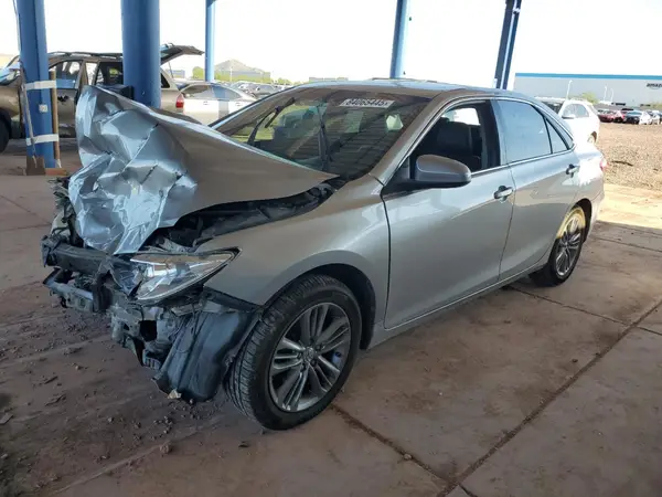 4T1BF1FK3HU304803 2017 TOYOTA CAMRY - Image 1