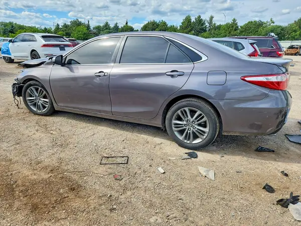 4T1BF1FK3HU304851 2017 TOYOTA CAMRY - Image 2