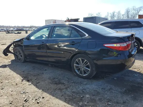 4T1BF1FK3HU307202 2017 TOYOTA CAMRY - Image 2
