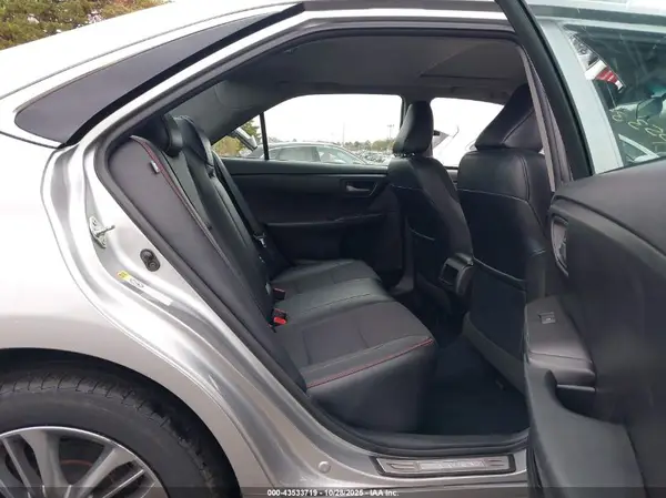 4T1BF1FK3HU310035 2017 TOYOTA CAMRY - Image 8