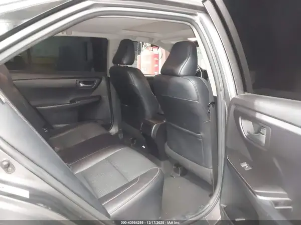 4T1BF1FK3HU311055 2017 TOYOTA CAMRY - Image 8