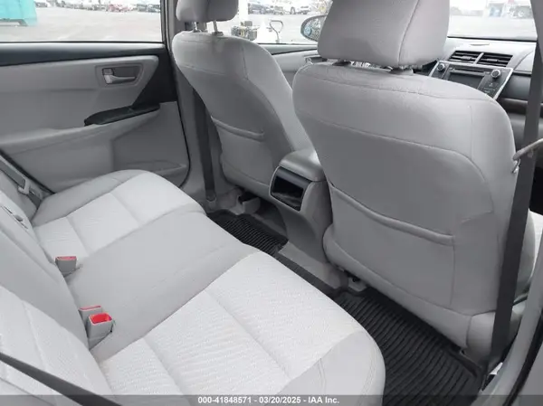 4T1BF1FK3HU311735 2017 TOYOTA CAMRY - Image 8