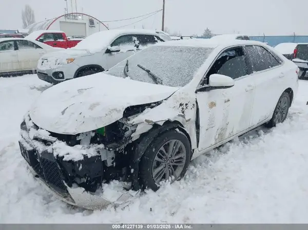 4T1BF1FK3HU312612 2017 TOYOTA CAMRY - Image 2