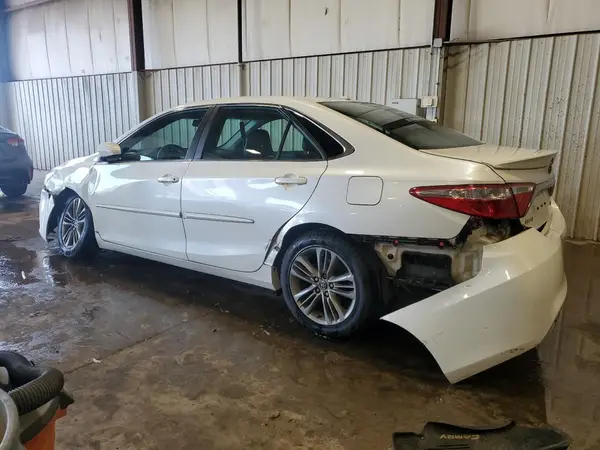 4T1BF1FK3HU313467 2017 TOYOTA CAMRY - Image 2