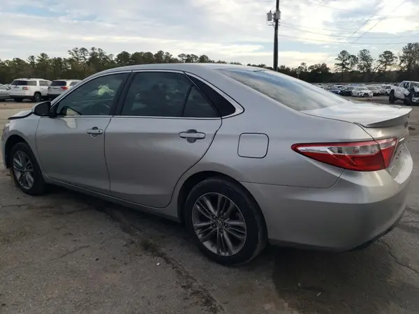 4T1BF1FK3HU315283 2017 TOYOTA CAMRY - Image 2