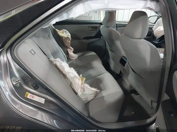 4T1BF1FK3HU315865 2017 TOYOTA CAMRY - Image 8