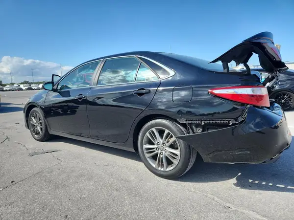 4T1BF1FK3HU316403 2017 TOYOTA CAMRY - Image 2