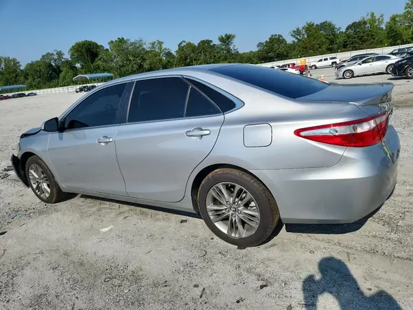 4T1BF1FK3HU316806 2017 TOYOTA CAMRY - Image 2