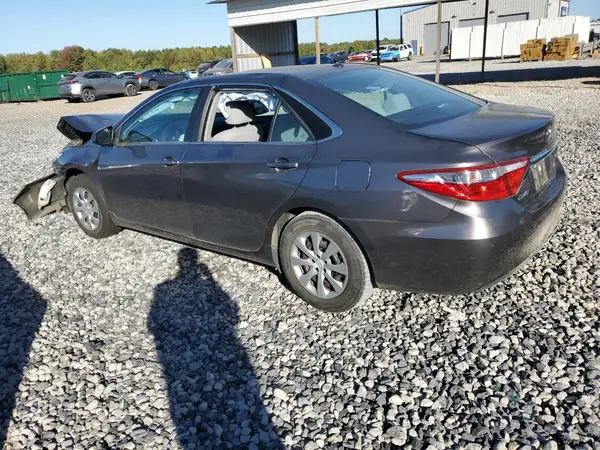 4T1BF1FK3HU317809 2017 TOYOTA CAMRY - Image 2