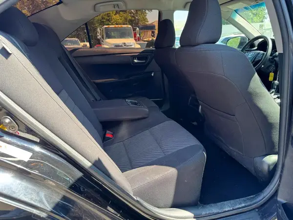 4T1BF1FK3HU318331 2017 TOYOTA CAMRY - Image 8