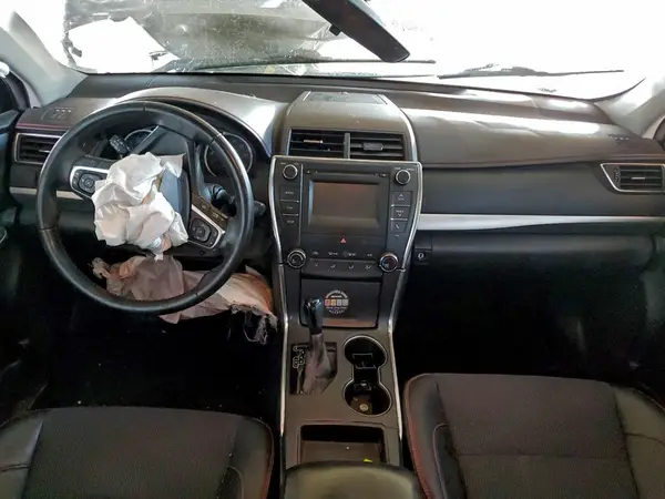 4T1BF1FK3HU325327 2017 TOYOTA CAMRY - Image 8