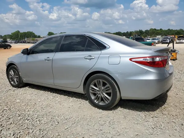 4T1BF1FK3HU326686 2017 TOYOTA CAMRY - Image 2