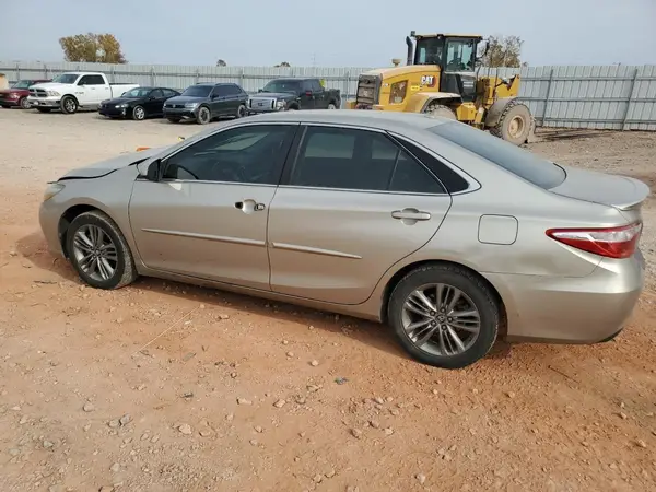 4T1BF1FK3HU341253 2017 TOYOTA CAMRY - Image 2