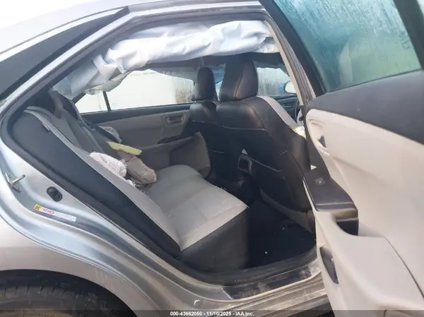 4T1BF1FK3HU346484 2017 TOYOTA CAMRY - Image 8