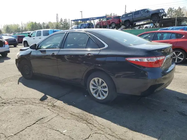 4T1BF1FK3HU346999 2017 TOYOTA CAMRY - Image 2