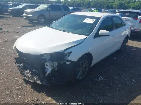 4T1BF1FK3HU347019 2017 TOYOTA CAMRY - Image 2