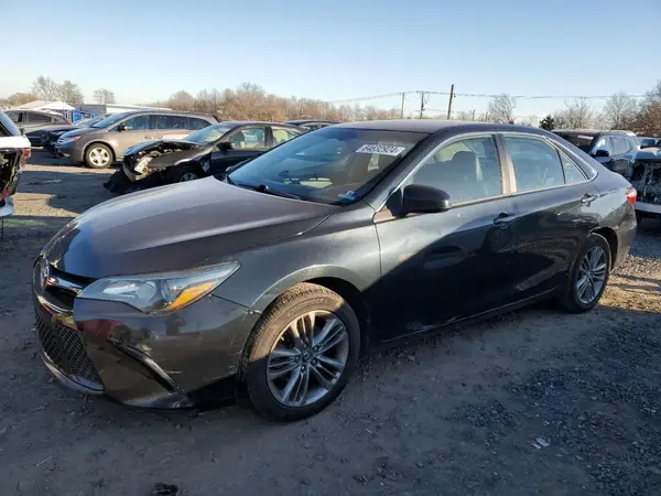 4T1BF1FK3HU350096 2017 TOYOTA CAMRY - Image 1