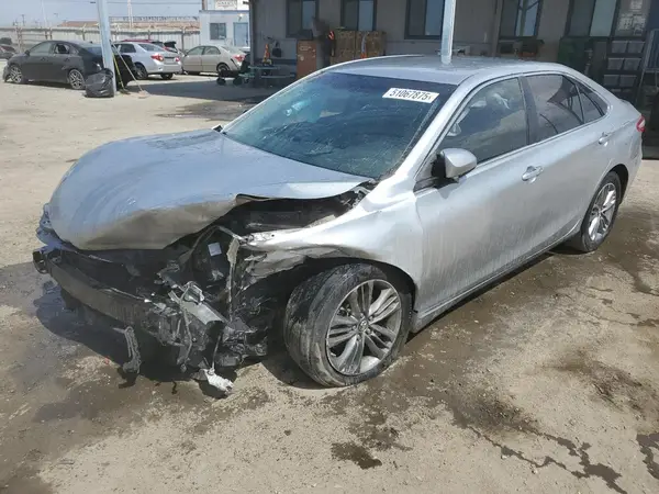 4T1BF1FK3HU350860 2017 TOYOTA CAMRY - Image 1