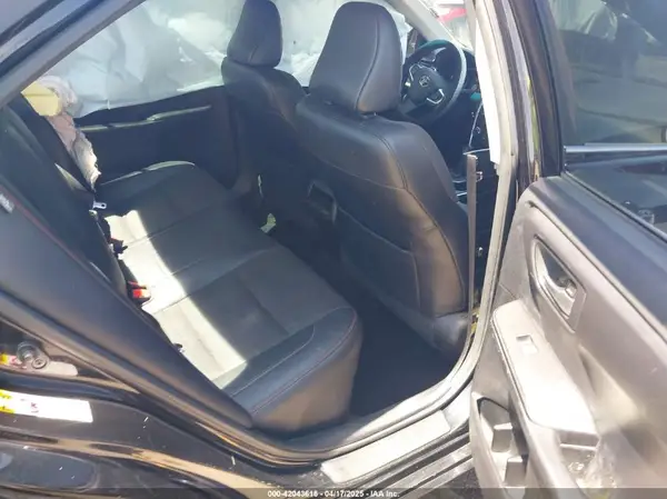 4T1BF1FK3HU352432 2017 TOYOTA CAMRY - Image 8