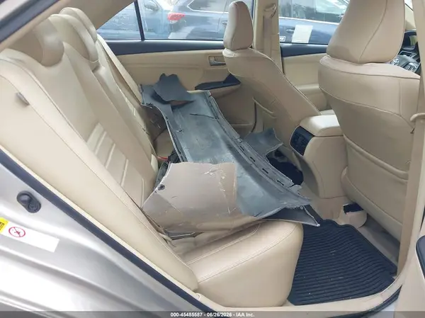 4T1BF1FK3HU356562 2017 TOYOTA CAMRY - Image 8