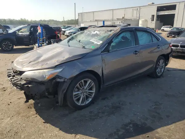 4T1BF1FK3HU360336 2017 TOYOTA CAMRY - Image 1
