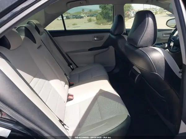 4T1BF1FK3HU367562 2017 TOYOTA CAMRY - Image 8