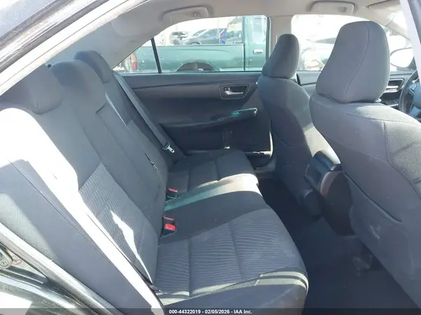 4T1BF1FK3HU374074 2017 TOYOTA CAMRY - Image 8