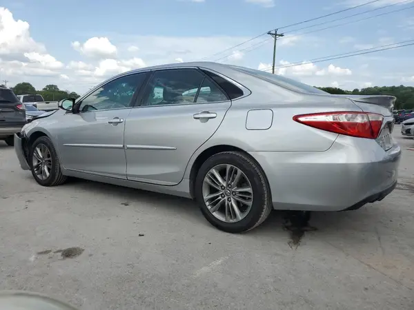 4T1BF1FK3HU377363 2017 TOYOTA CAMRY - Image 2