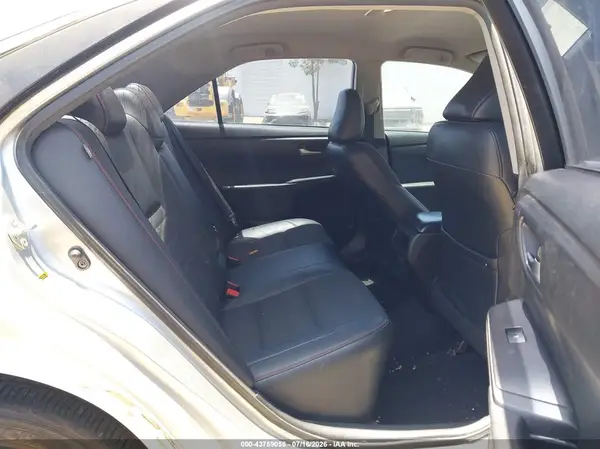 4T1BF1FK3HU378318 2017 TOYOTA CAMRY - Image 8