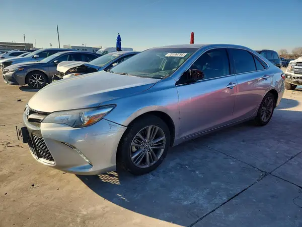 4T1BF1FK3HU381266 2017 TOYOTA CAMRY - Image 1