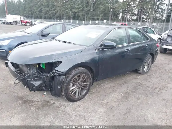 4T1BF1FK3HU384989 2017 TOYOTA CAMRY - Image 2
