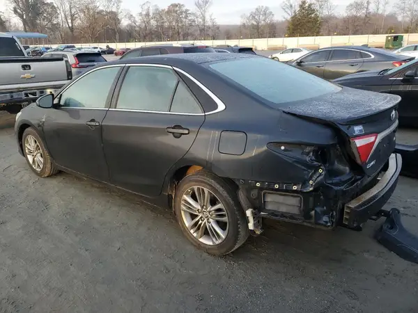 4T1BF1FK3HU385527 2017 TOYOTA CAMRY - Image 2