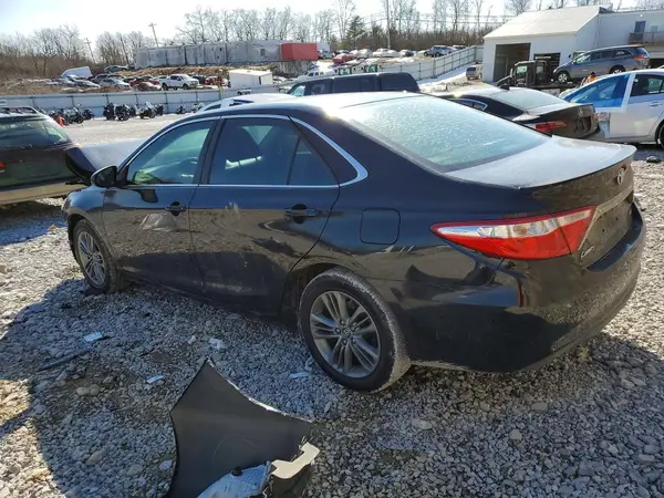 4T1BF1FK3HU386189 2017 TOYOTA CAMRY - Image 2