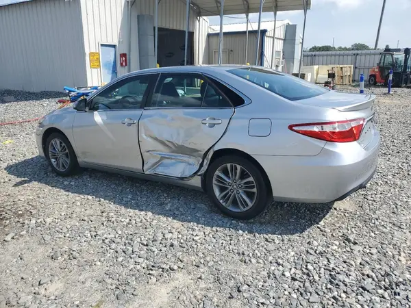 4T1BF1FK3HU389545 2017 TOYOTA CAMRY - Image 2