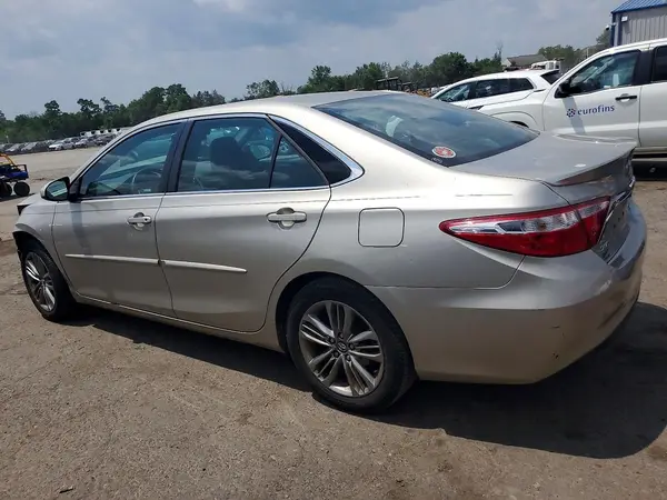 4T1BF1FK3HU397306 2017 TOYOTA CAMRY - Image 2