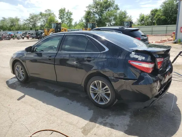 4T1BF1FK3HU399959 2017 TOYOTA CAMRY - Image 2