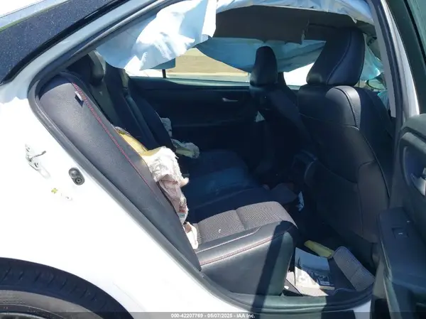 4T1BF1FK3HU401225 2017 TOYOTA CAMRY - Image 8