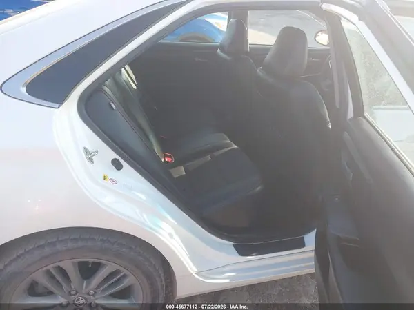 4T1BF1FK3HU403671 2017 TOYOTA CAMRY - Image 8