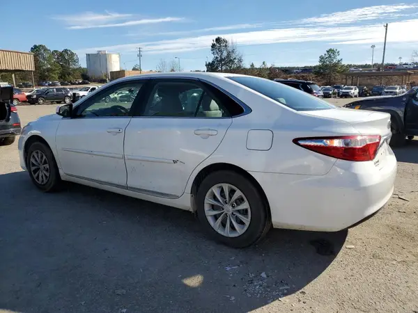 4T1BF1FK3HU406540 2017 TOYOTA CAMRY - Image 2