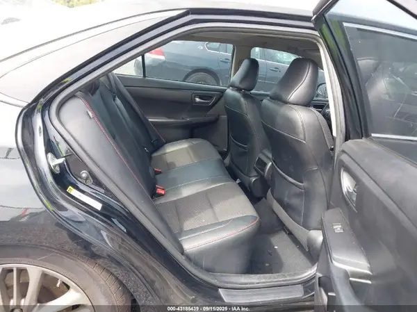 4T1BF1FK3HU406800 2017 TOYOTA CAMRY - Image 8