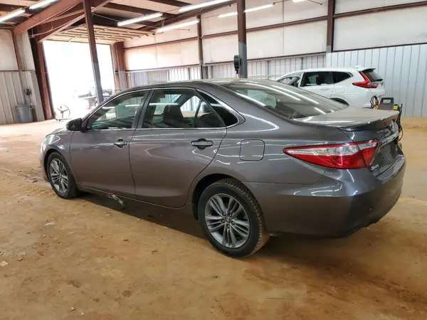 4T1BF1FK3HU412533 2017 TOYOTA CAMRY - Image 2