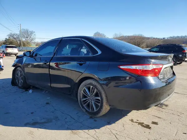 4T1BF1FK3HU415769 2017 TOYOTA CAMRY - Image 2