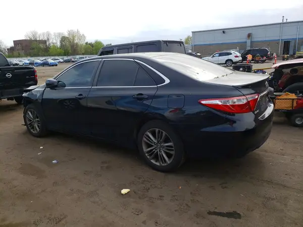 4T1BF1FK3HU418722 2017 TOYOTA CAMRY - Image 2